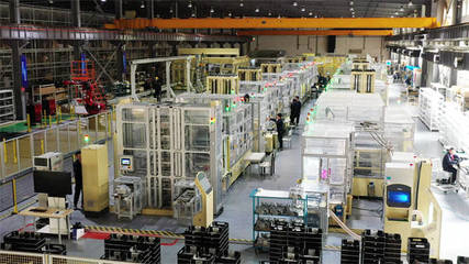 新松第4條新能源車載充電器大型生產(chǎn)線項目驗收通過,發(fā)往歐洲!